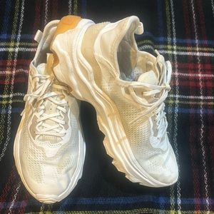 Sorel white khaki running shoes 8